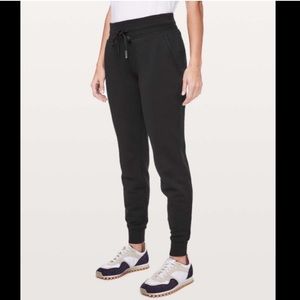 LULULEMON warm down jogger jogging pant track pants black cotton terry size 4